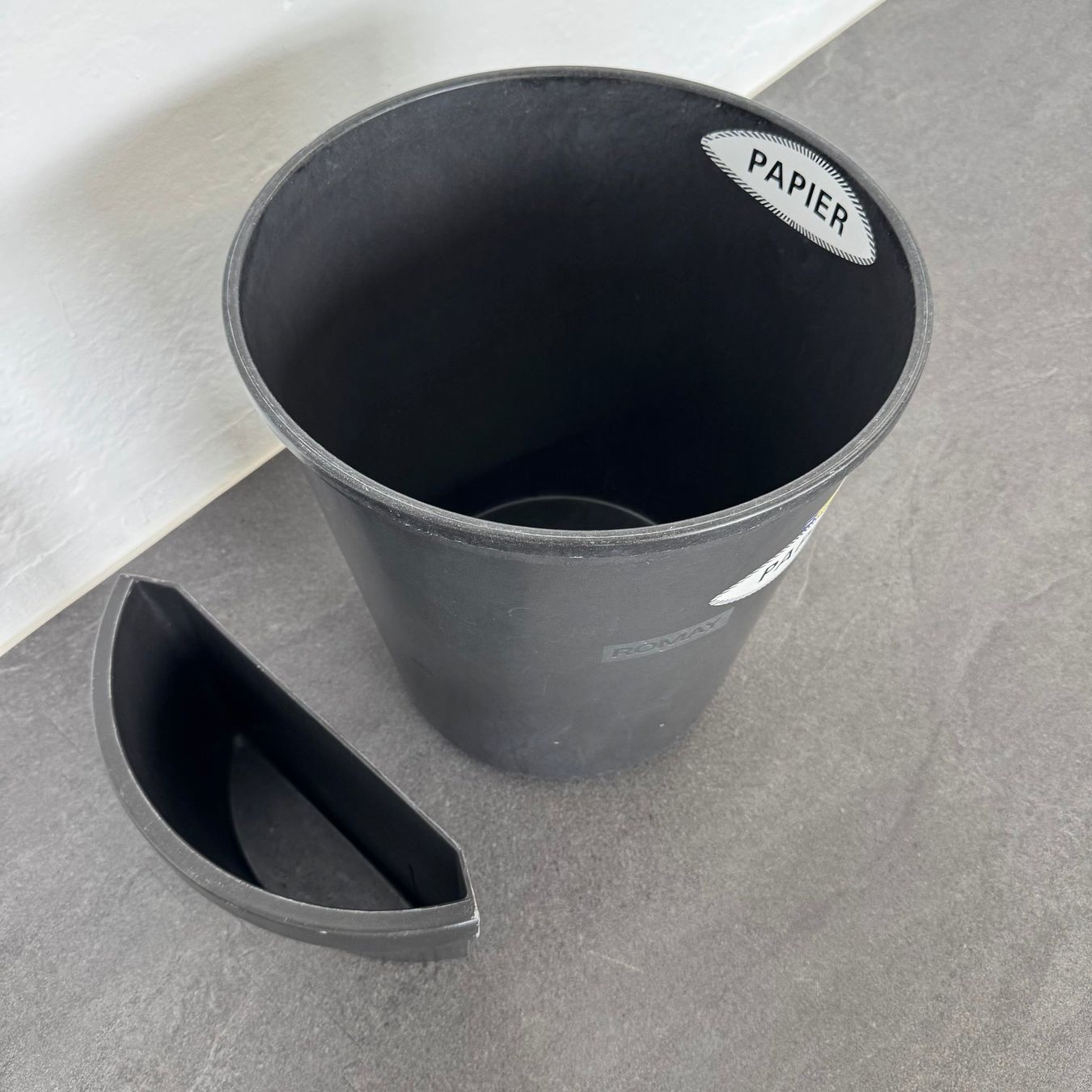 Contenitori & Simili: Romay Brandschutz Abfalleimer mit Einlagefach – Usato da Schönenwerd venduto da mcofficeshop 4