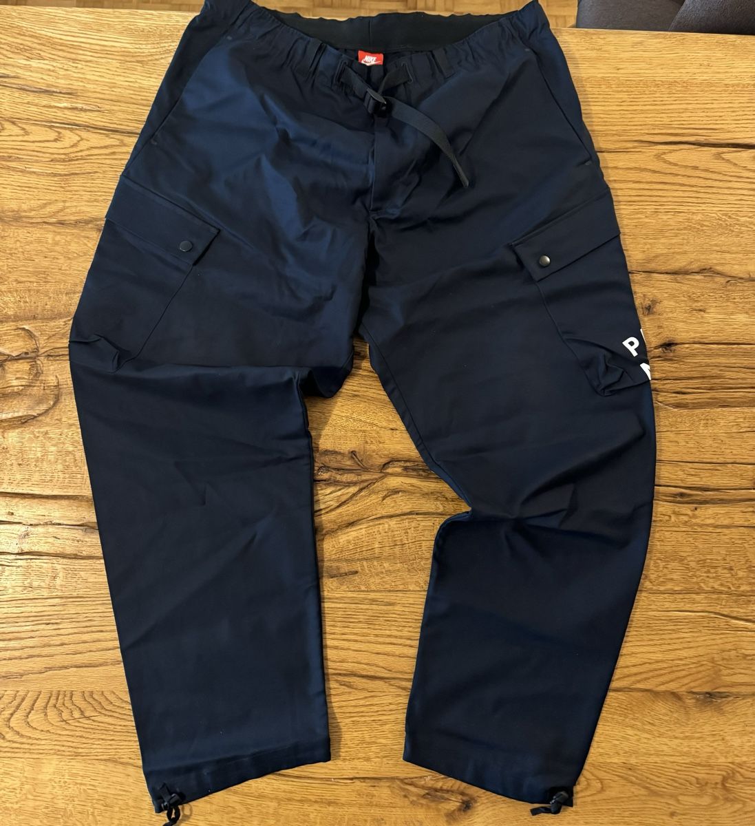 Nike Pantaloni: Nike x Patta Cargohose – Usato da Zürich venduto da sell_my_stuff 1