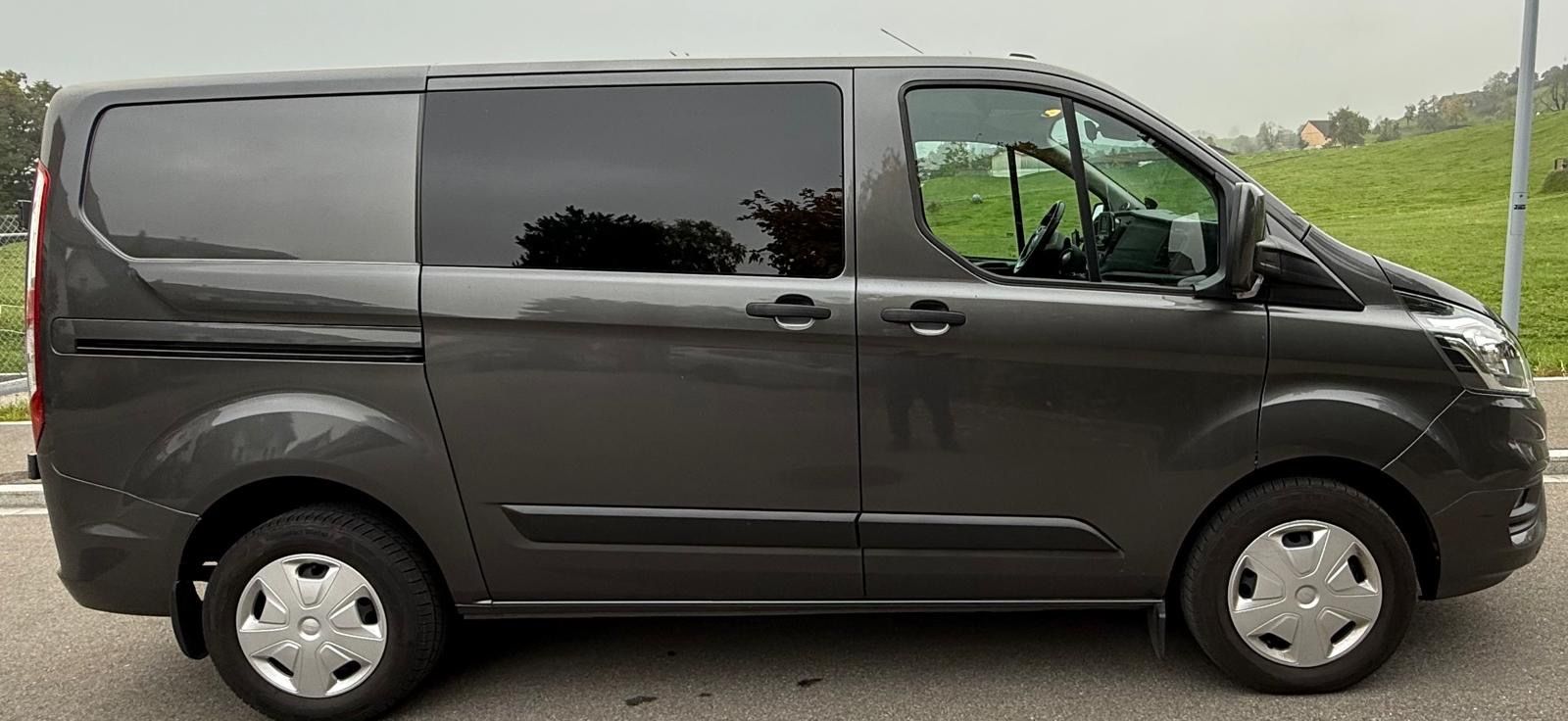 Veicoli commerciali: Ford Transit Custom- Hybrid/Benzin – Usato da Schönenberg ZH venduto da Niutsi 5