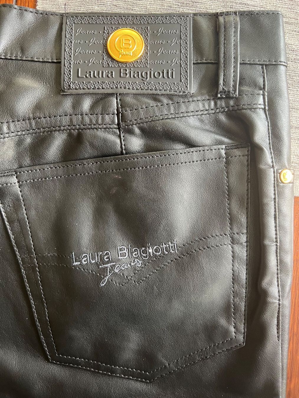 Jeans: Jeans : Laura Biagiotti Leder – Gebraucht aus Hergiswil NW von Renggi70 2
