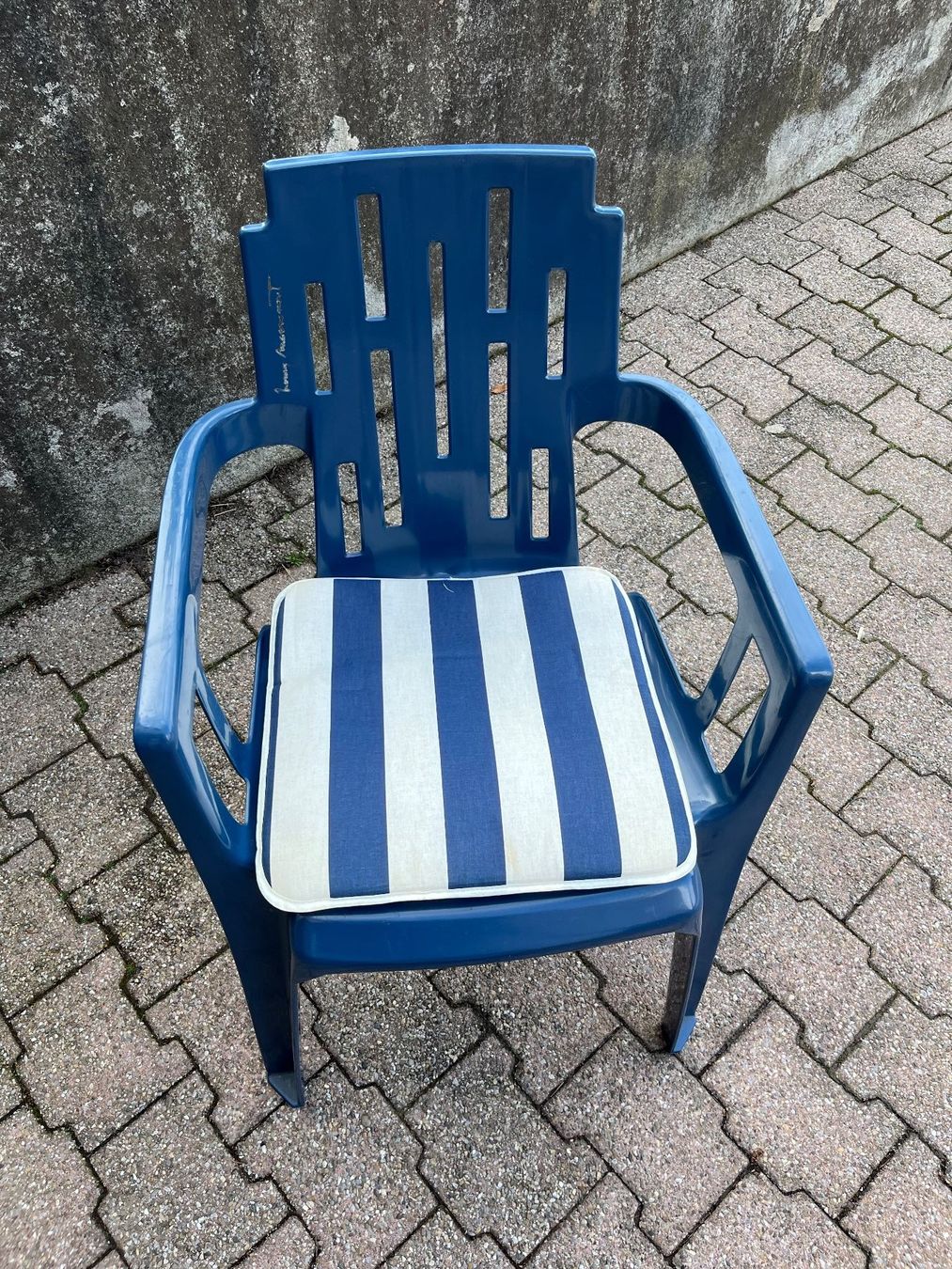 Sedie: Gartenstühle blau – Usato da Dübendorf venduto da Terrano.01