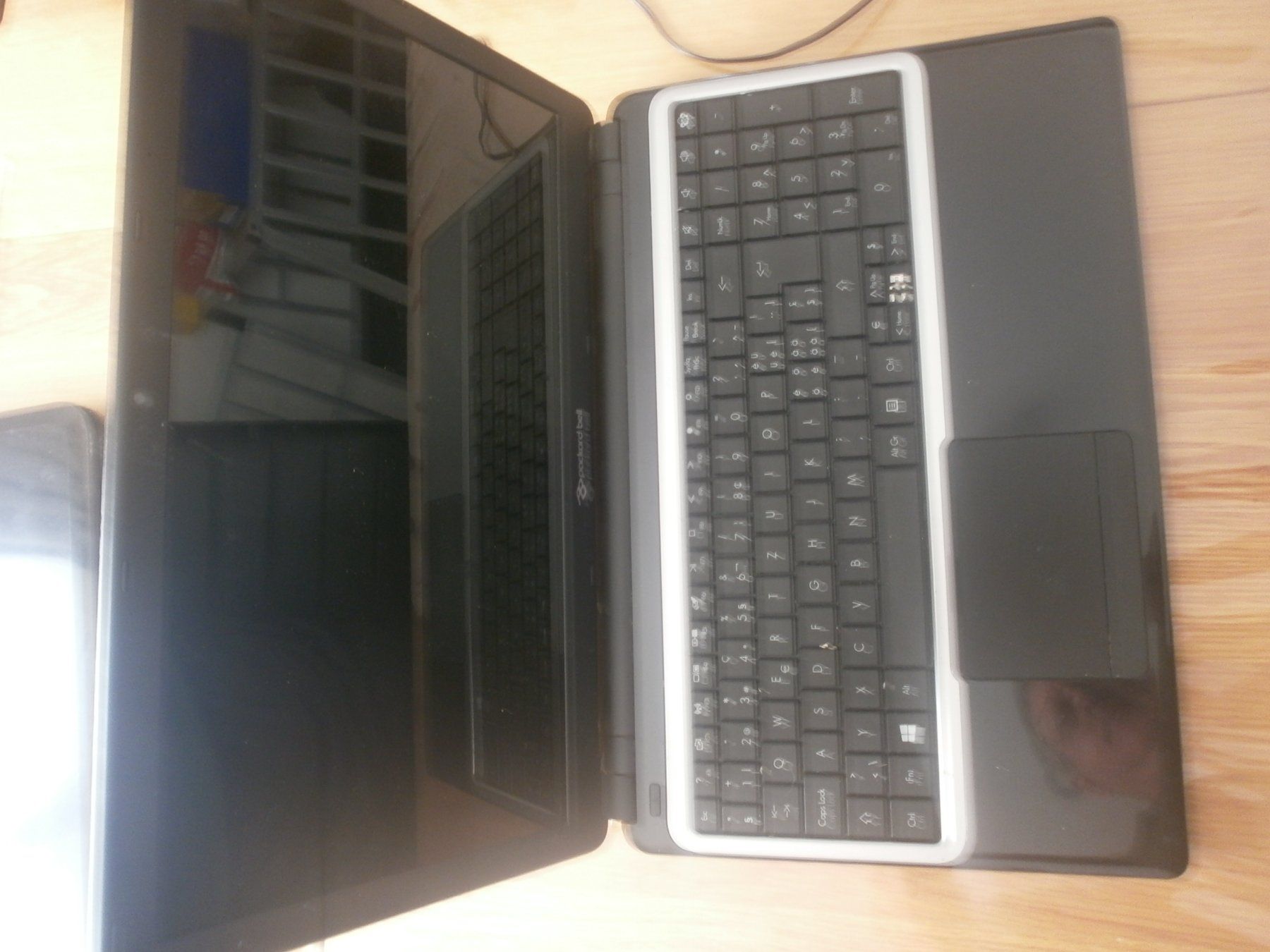 Portables: 6 Stk. Laptop Def. – Défectueux à Gächlingen par lika06 6