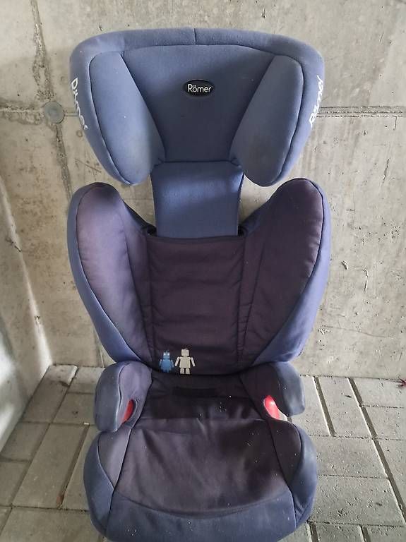 Seggiolini per auto: Römer Kindersitz – Usato da Ursenbach venduto da nicole90 1