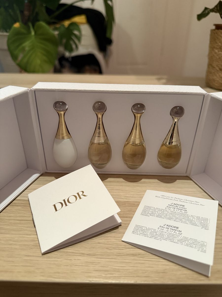 Dior Profumi & Eau de Toilette: Dior J'adore Miniature Perfume Set with Coffret – Nuovo e nell'imballaggio originale da Luzern venduto da sas_r89l 1