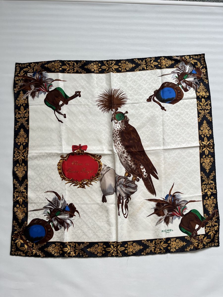Foulard & Sciarpe: Foulard  en soie de RICHEL – Usato da Cressier FR venduto da Kvito4ka