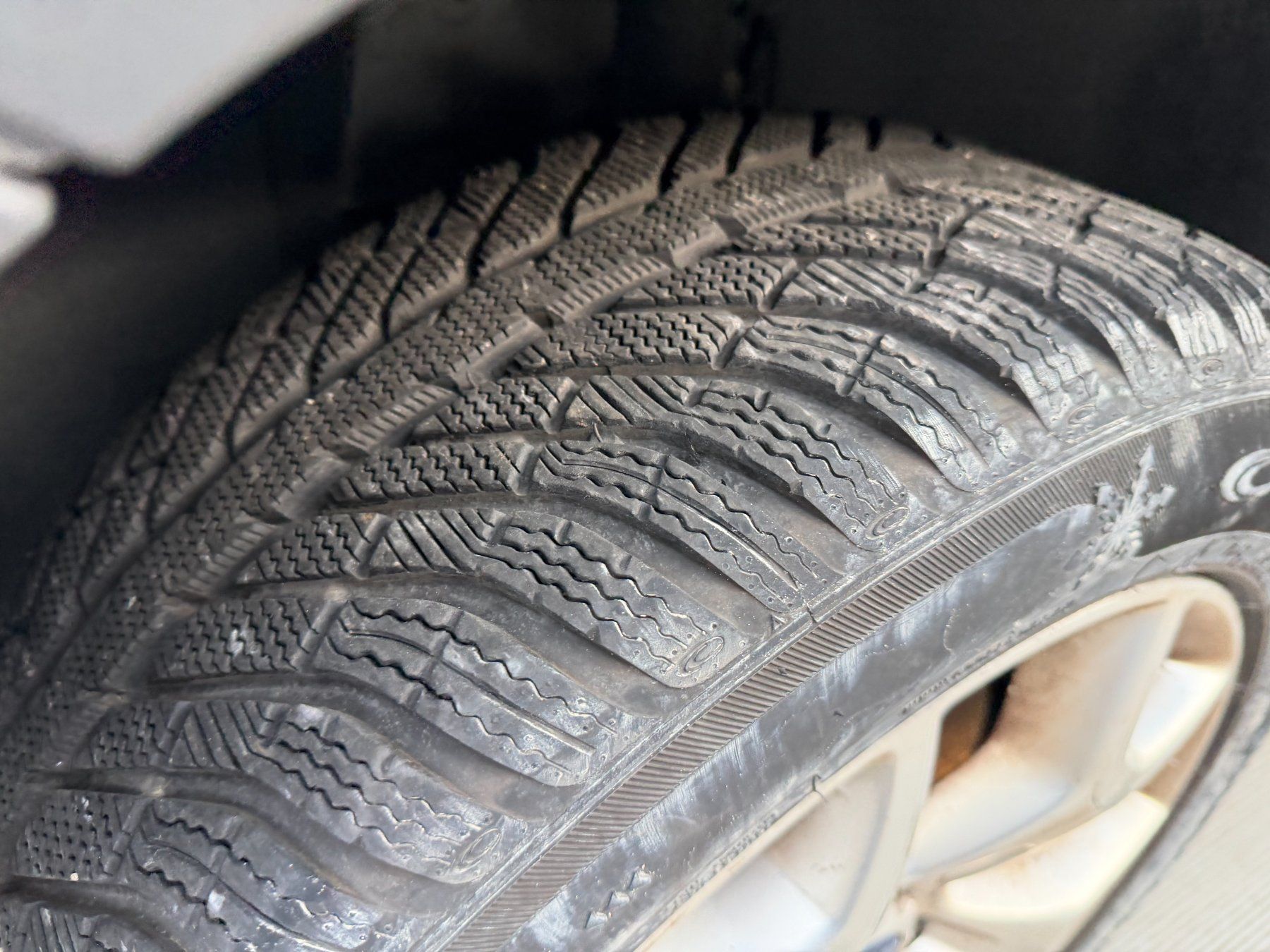 Ford Automobili: Ford Kuga 4x4 2.0tdci unfall – Difettoso da Meien venduto da GSXR997 4