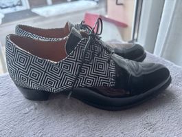 Chaussures cuir neuves Shoe Embassy taille 37