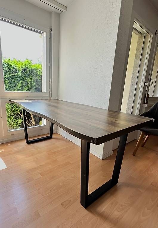 Tavoli: Moderner Designer Tisch in Holzoptik – Usato da Altishofen venduto da ell_h9vg