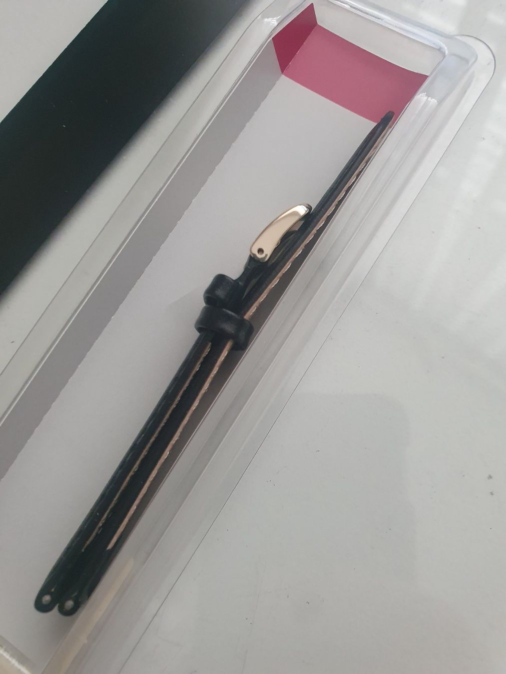 Bracciali & Braccialetti: Uhrenarmband Echtleder 14mm schwarz – Nuovo e nell'imballaggio originale da Zürich venduto da Alibaba1234 5