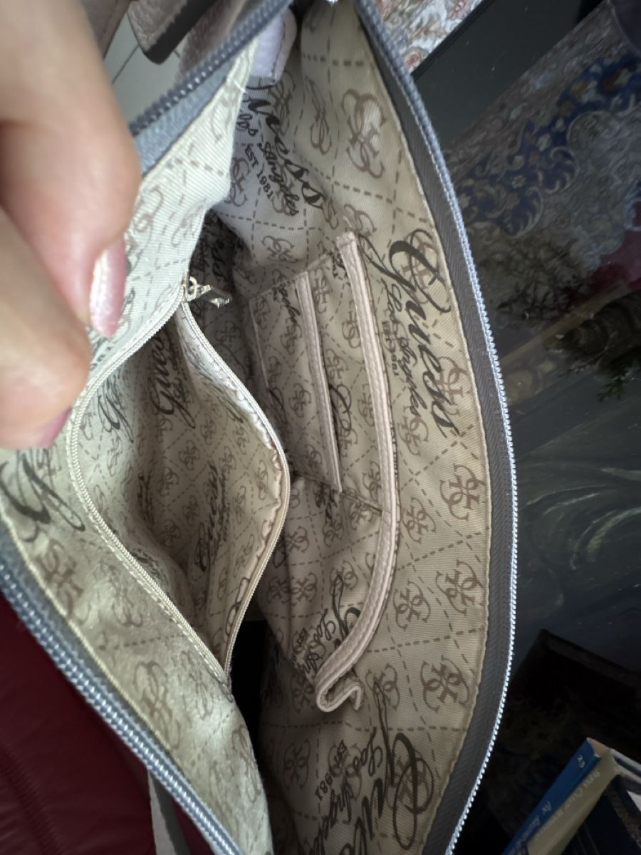 Guess Sacs femmes: Guess Handtasche, Top! – Neuf (Voir description) à Bellinzona par LuganoBoutique 5