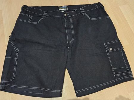 Kurze Hose, schwarz, Grösse 56, Shorts