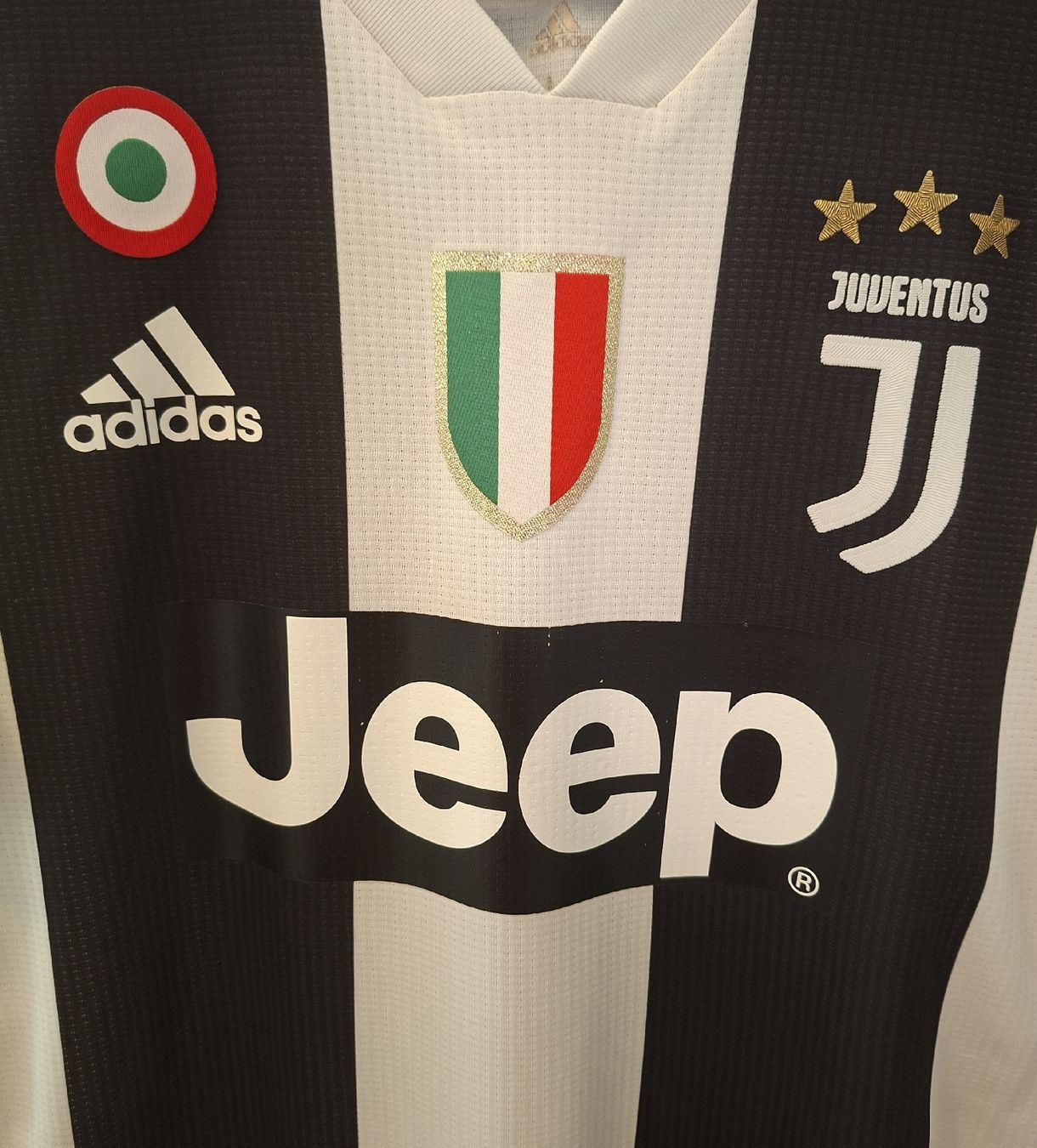 Juventus Leibchen & Hosen: DYBALA #10 Original Player Version Juventus 2018 UCL Trikot – Gebraucht aus St-Léonard von SwissDealsJersey 4