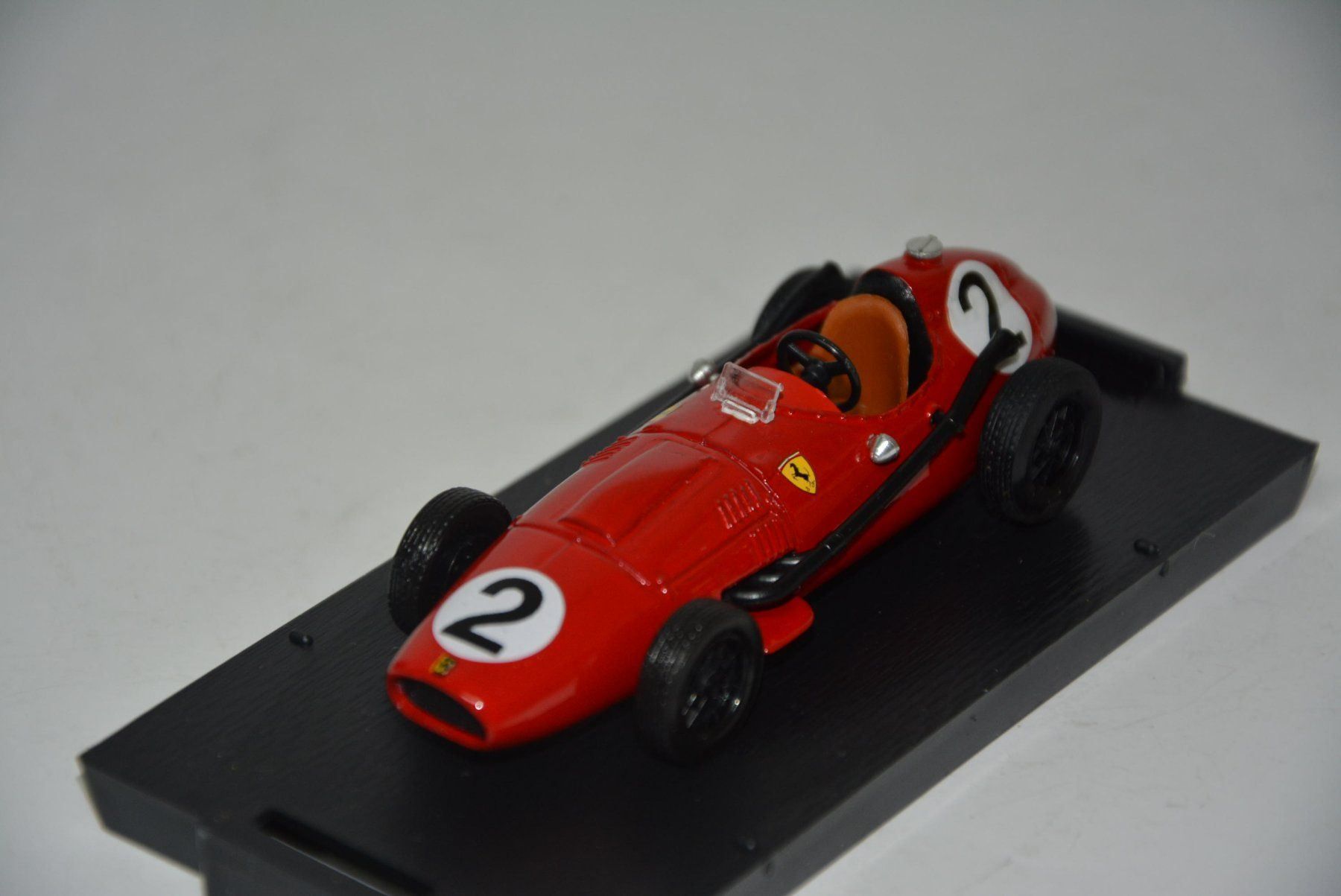 Ferrari Modellini d'auto: Ferrari D246 G.P.  GB 1958 , Brumm ,1:43 – Nuovo e nell'imballaggio originale da Goldach venduto da Feivel9 2