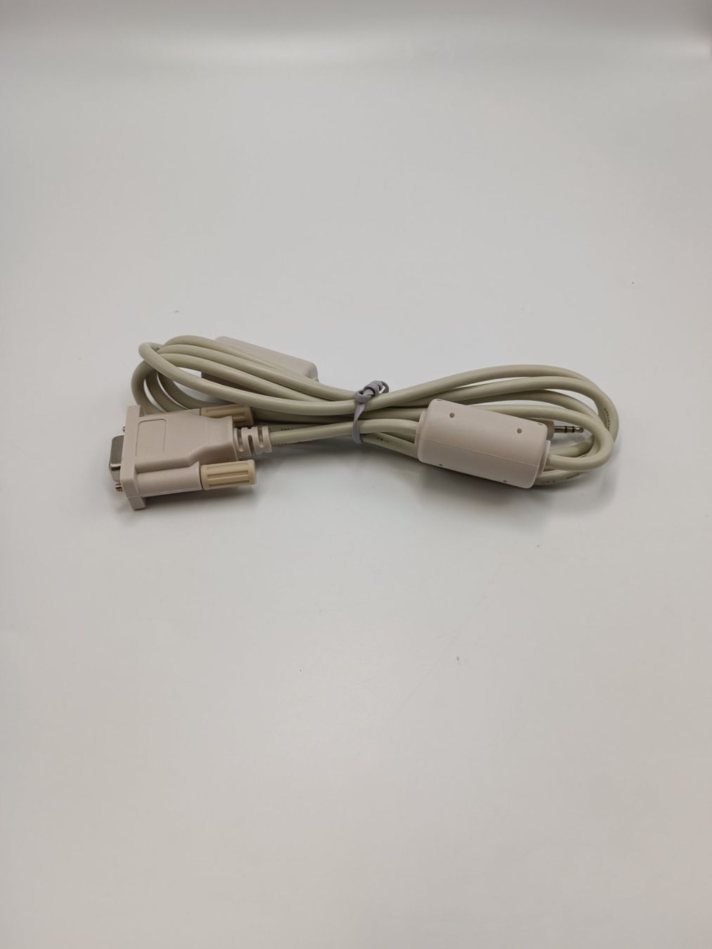 Cavi: Kabel 2,5 mm Audio auf DB 9 – Usato da Schlieren venduto da 2nd-Life