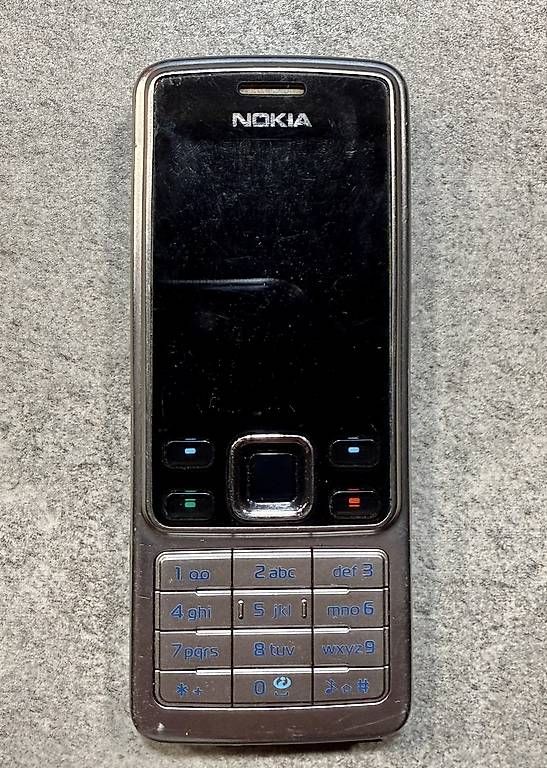 Telefoni cellulari / Smartphones: Nokia 6300 – Usato da Vevey venduto da Turbobiznis