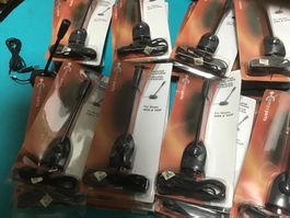Lot de 24 microphones