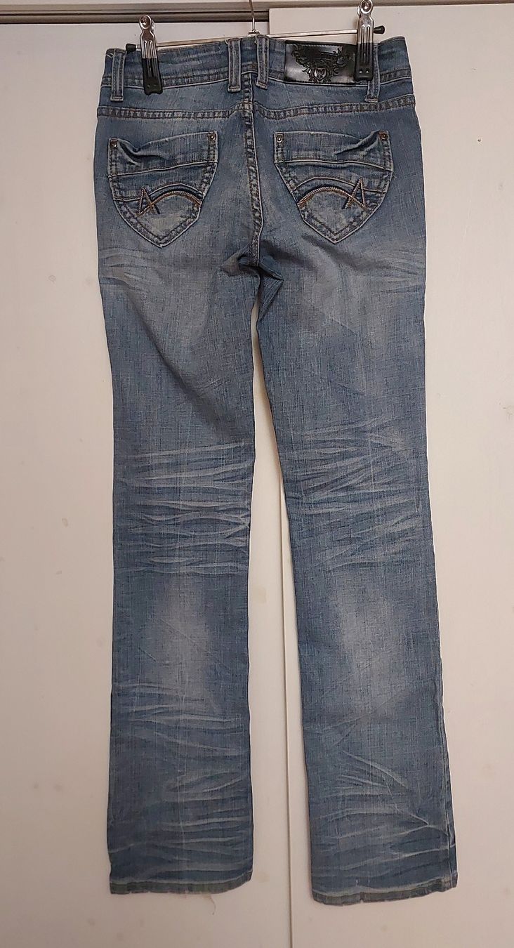 Jeans: Hydeee Jeans Damen Grösse 32 – Usato da Brunnen venduto da CHOUCHOU. 2