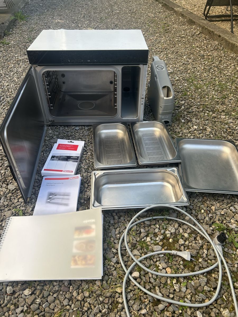 Miele Elettrodomestici da cucina: Miele DG 6010 Standdampfgarer – Usato da Ibach venduto da heifla 1