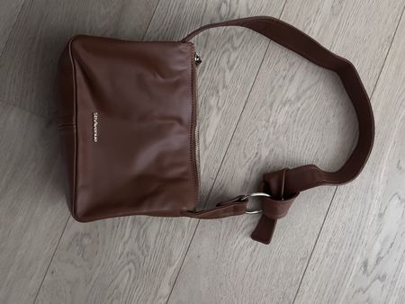 Handtasche 5th Avenue braun mit Reissverschluss neuwertig