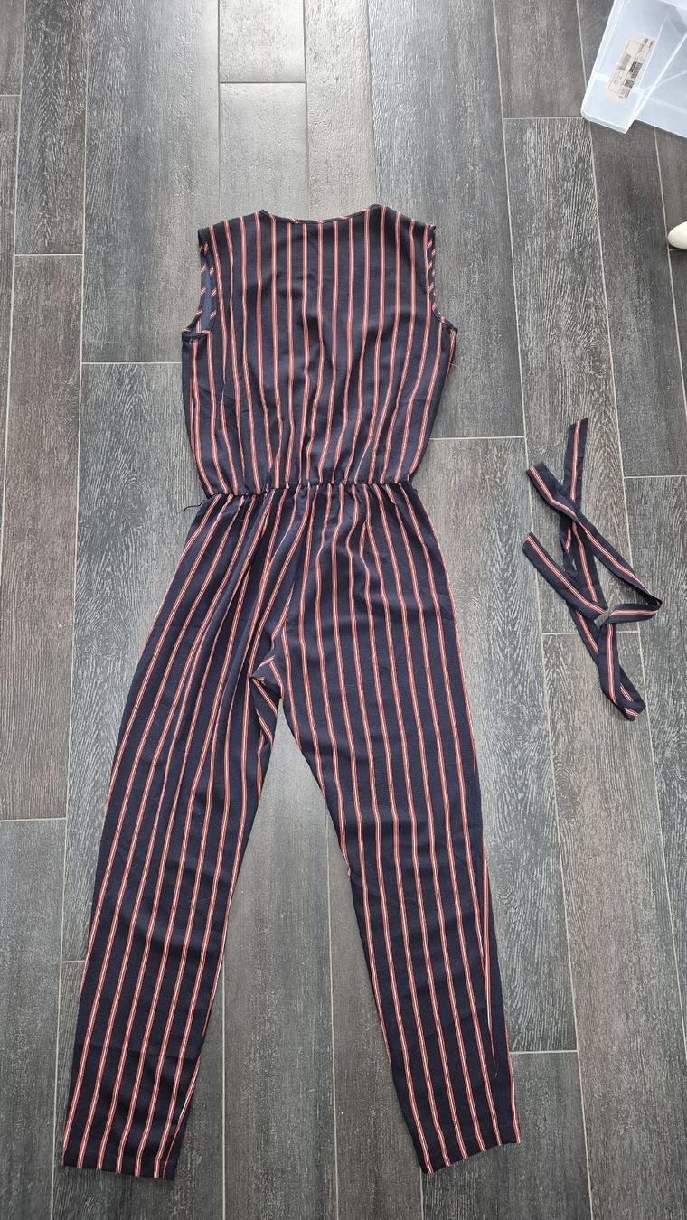 Only Jumpsuits: ONLY - Striped Jumpsuit - 34 – Gebraucht aus Wallisellen von Camcha 3