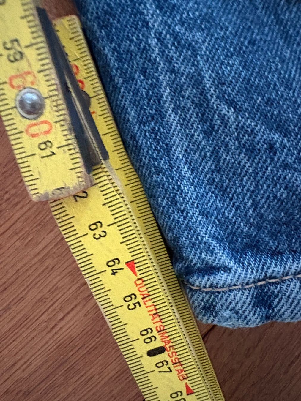 Zara Jeans: ZARA Barrel Jeans Gr. 32 – Gebraucht aus Zürich von triangular 4