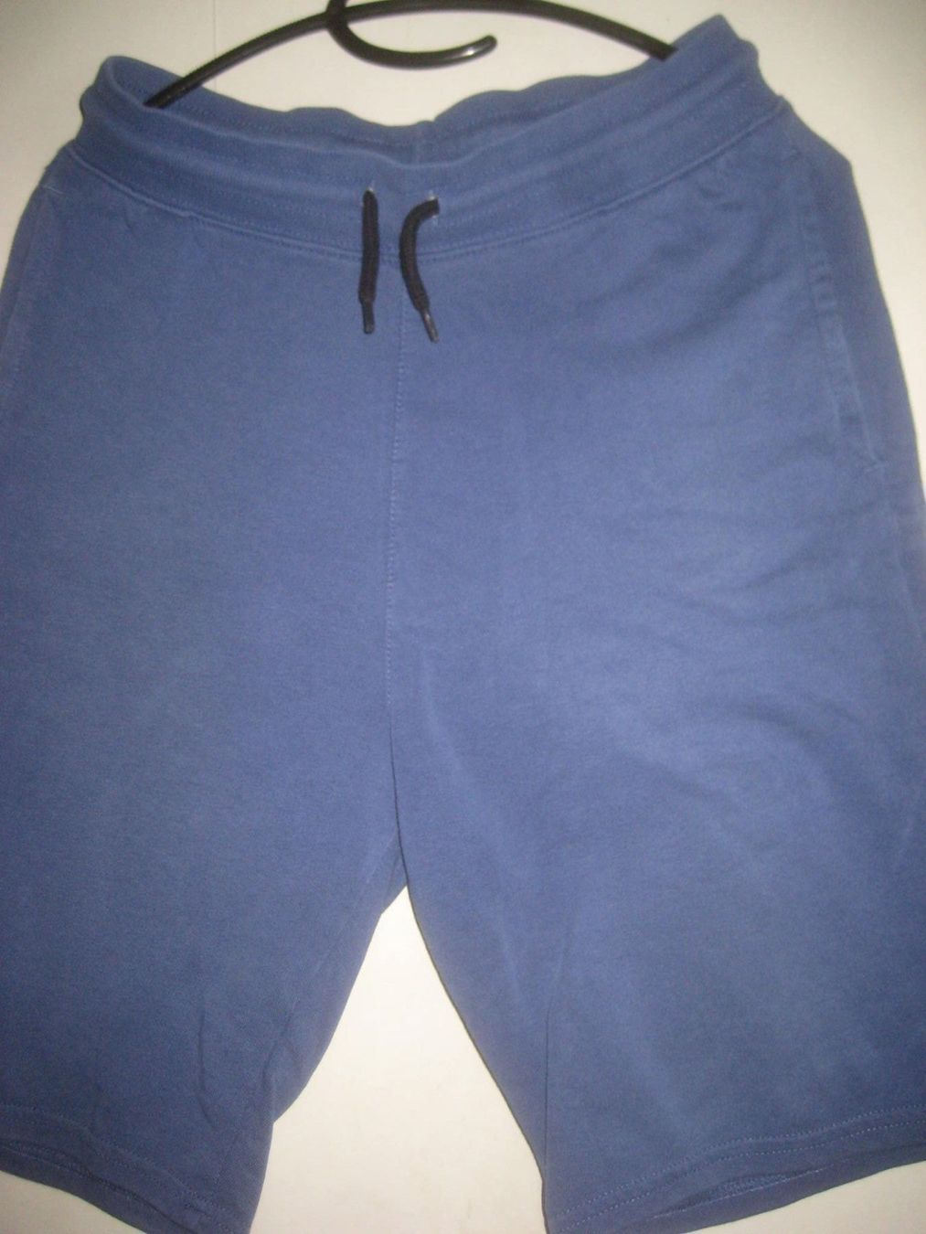 H&M Pantaloni: KNABEN  SHORTS – Usato da Uster venduto da flocke1