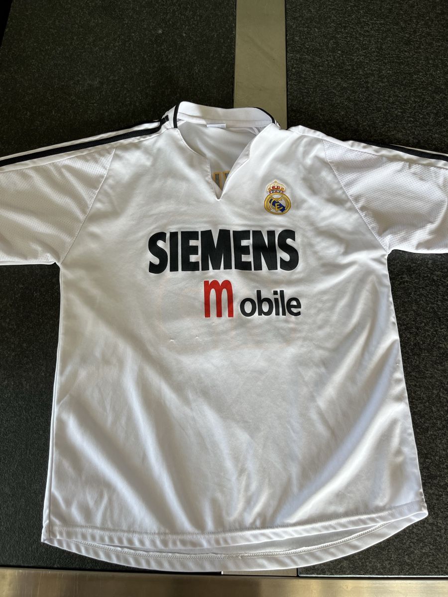 Real Madrid Canottiere & Pantaloni: Beckham Real Madrid Trikot – Usato da Besenbüren venduto da eri_j8j6
