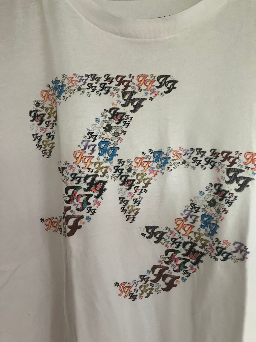 T-shirt: Foo Fighters T-Shirt - L – Usato da Winkel venduto da Studi66 2