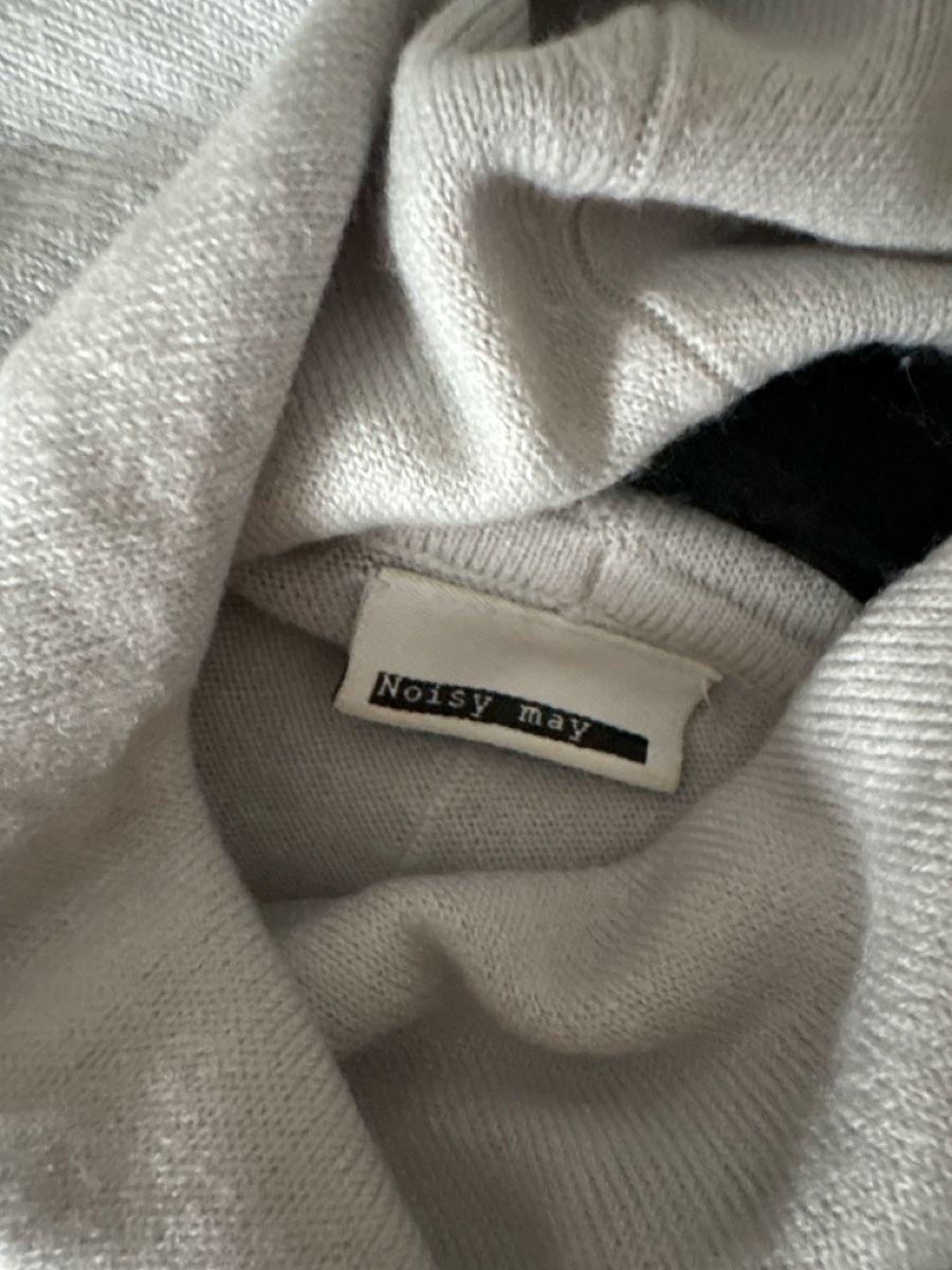 Pullover & Sweatshirts: Rollkragenpulli Noisy May, XS/S – Gebraucht aus Azmoos von alix001 5