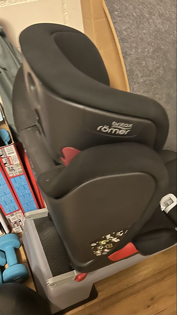Britax Römer Auto-Kindersitze: Autokindersitz – Gebraucht aus Wetzikon ZH von t730 1