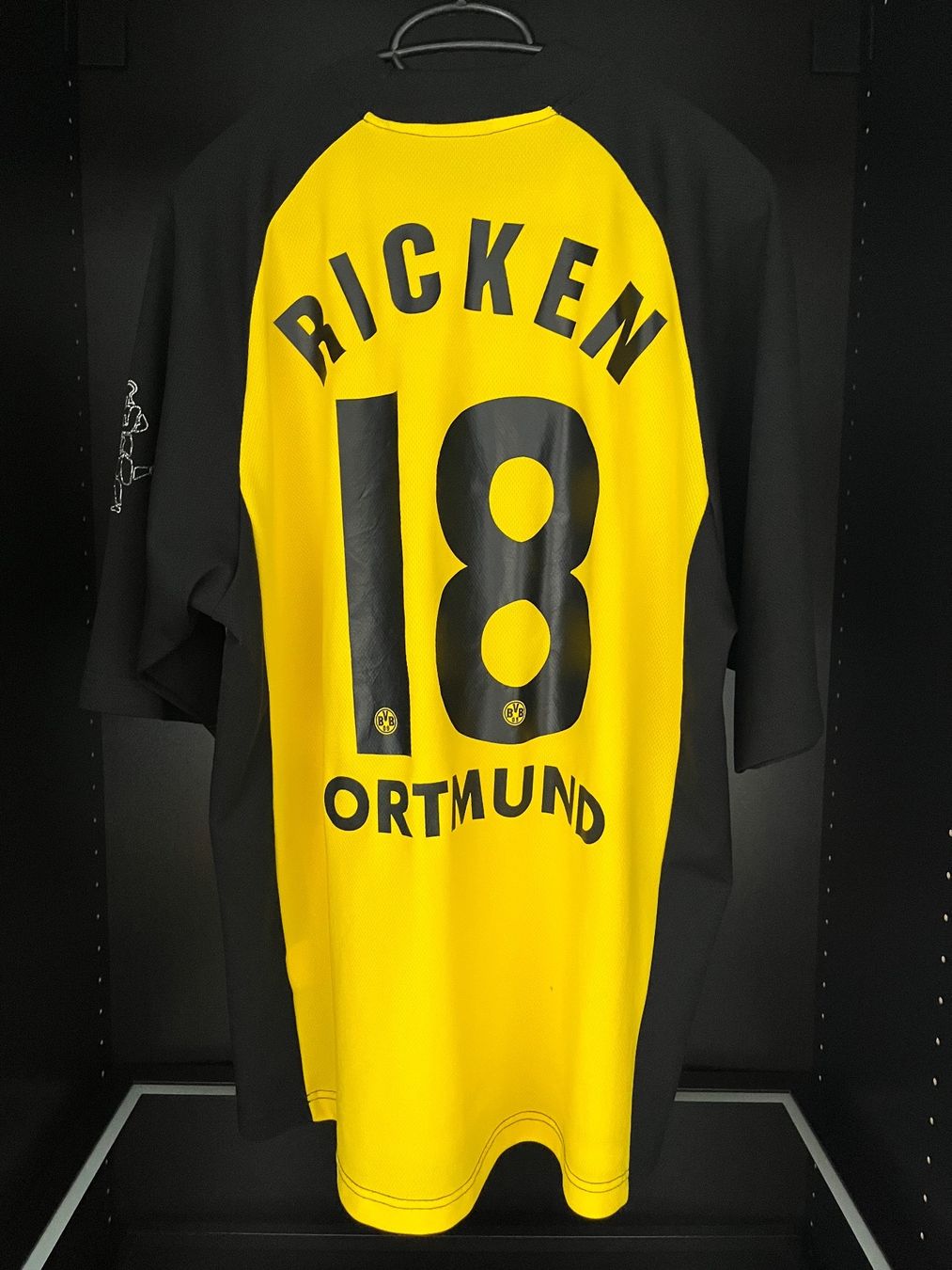 BVB Leibchen & Hosen: Borussia Dortmund Trikot / Lars Ricken – Gebraucht aus Näfels von dom_9p7f 1
