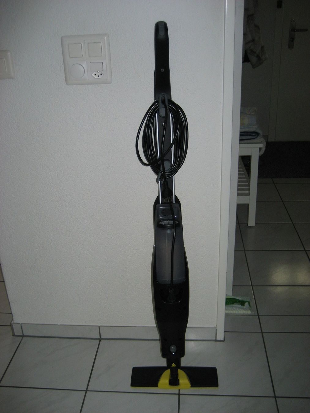Kärcher Pulitori a vapore: Kärcher SC 3 Upright EasyFix – Usato da Muri AG venduto da Dakka 2