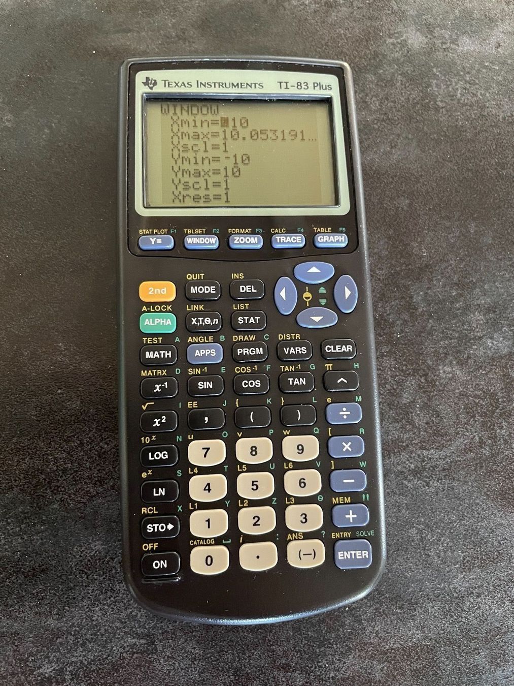 Texas Instruments Calcolatrici tascabili: Texas Instruments TI-83 Plus – Usato da Vallamand venduto da Bricbracbroc82 3