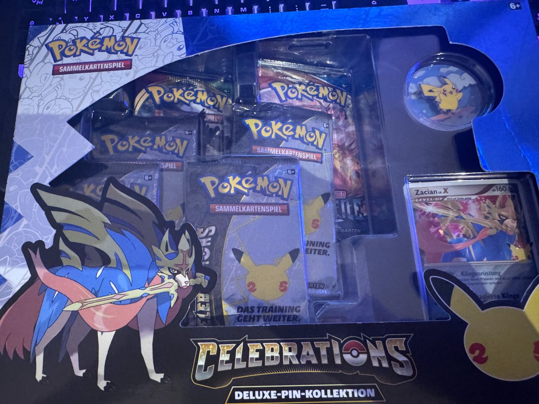 Pokémon Carte collezionabili: Celebrations Deluxe Pin Kollektion – Usato da Rothenburg venduto da sven970