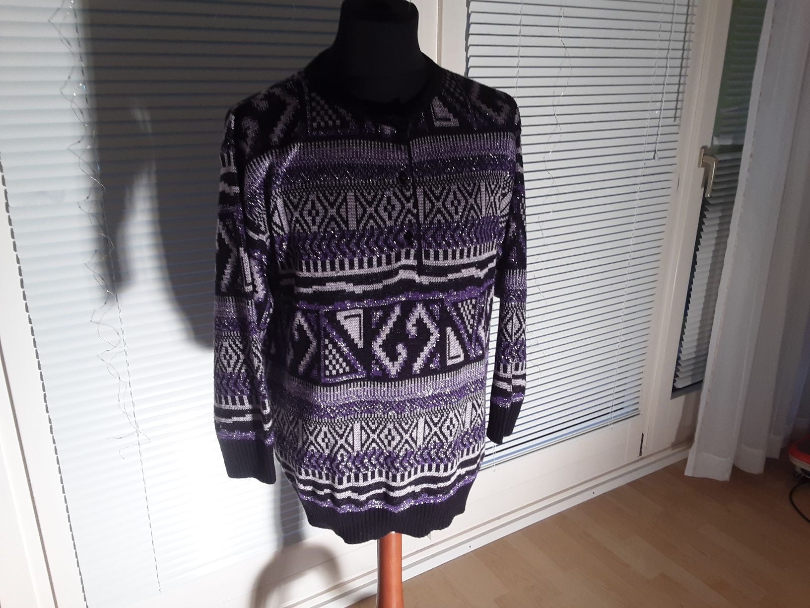 Maglioni & Felpe: ENDET Winter glitzer  Strickpulli  mit Muster, Grösse 46 – Nuovo (secondo la descrizione) da wolfhalden venduto da 46464646