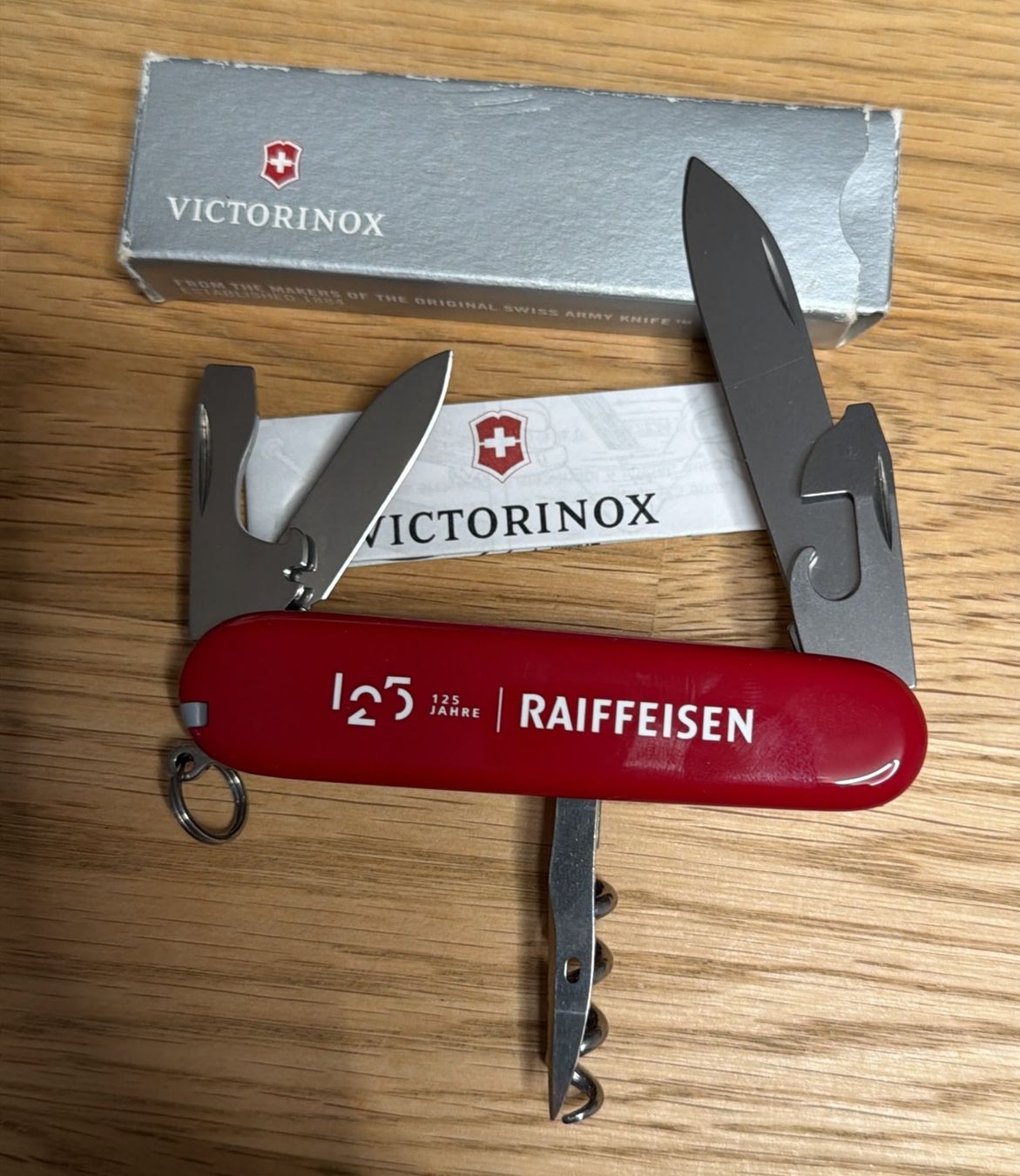 Victorinox Coltelli tascabile: VICTORINOX SACKMESSER RAIFFEISEN – Usato da Zürich venduto da Frei-Occasionen 2
