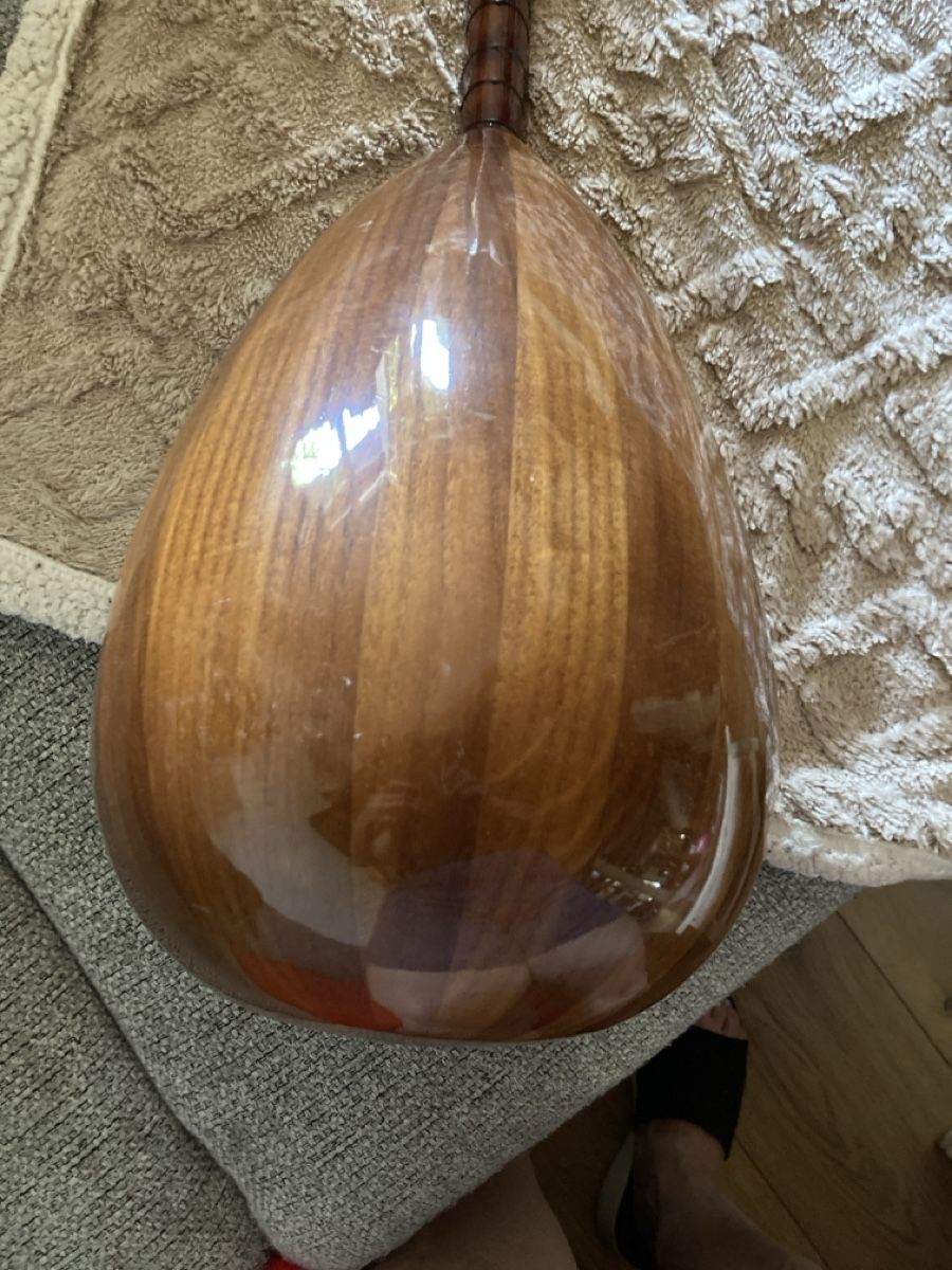 Strumenti musicali: Baglama saz turc traditionnel – Usato da Bursinel venduto da SeveralLives 3