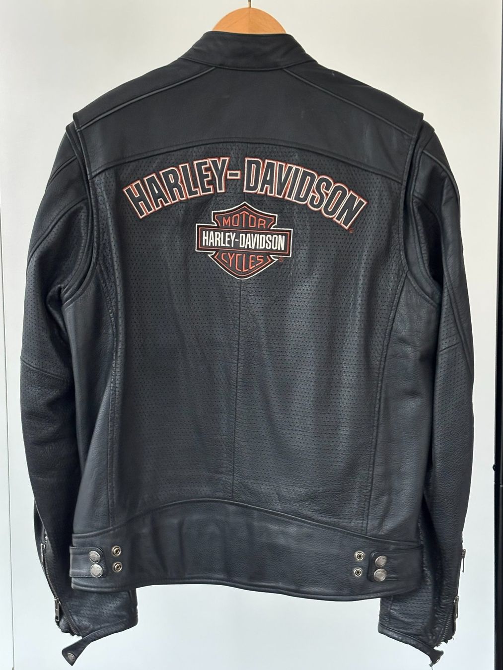 Harley-Davidson Giacche: Harley-Davidson Herren Lederjacke Gr. M, perforiert – Usato da Zürich venduto da bboying 2
