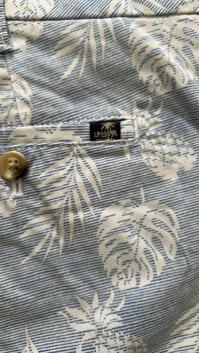 Pantaloni: Bermudas/Shorts Gr. 34 Baumwolle – Usato da Tagelswangen venduto da Bomu 1