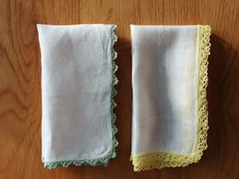 2 Nastücher mit Häckelspitzen, Vintage 