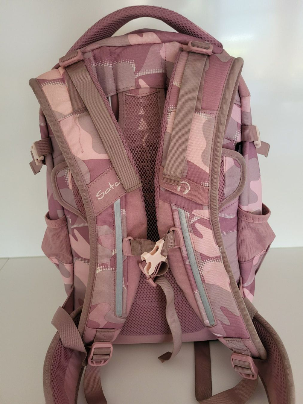 Satch Borse & Zaini: Rucksack Satch Camouflage rosa – Usato da Grüsch venduto da Marianna05 1