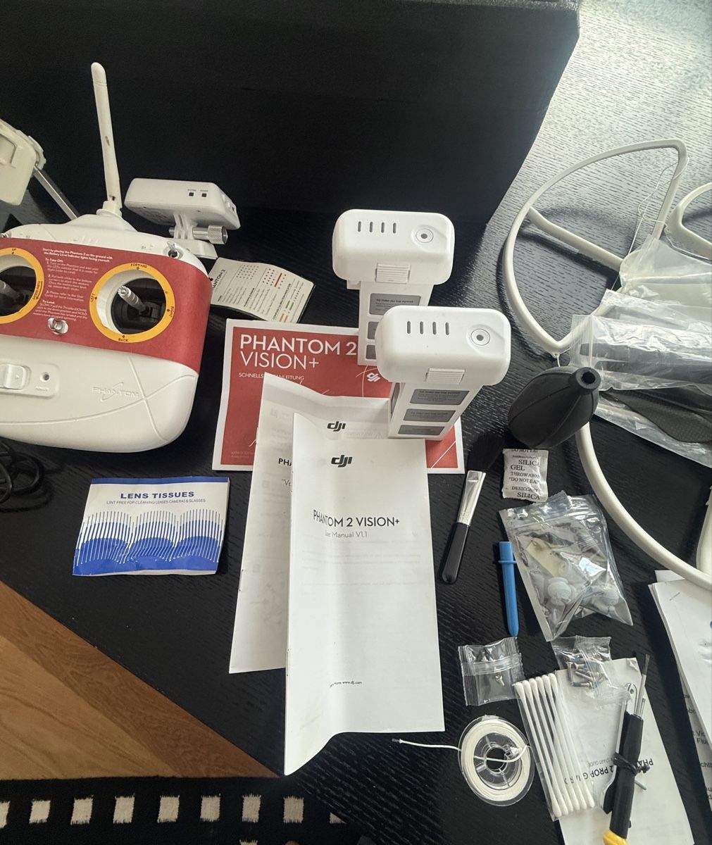 DJI RC Modellbau: DJI Phantom 2 Vision+ Komplettset – Gebraucht aus Schwellbrunn von Swisscosmopolit 1