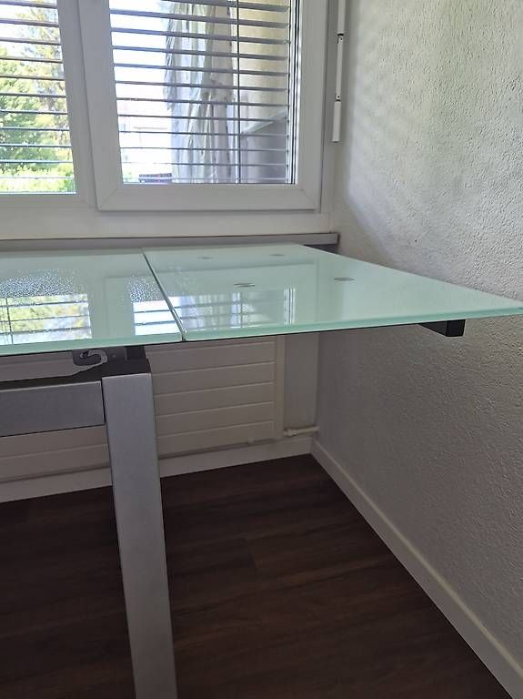 Tables: Ausziehbarer Glastisch – D'occasion à Rüti ZH par mon_zt9v 3