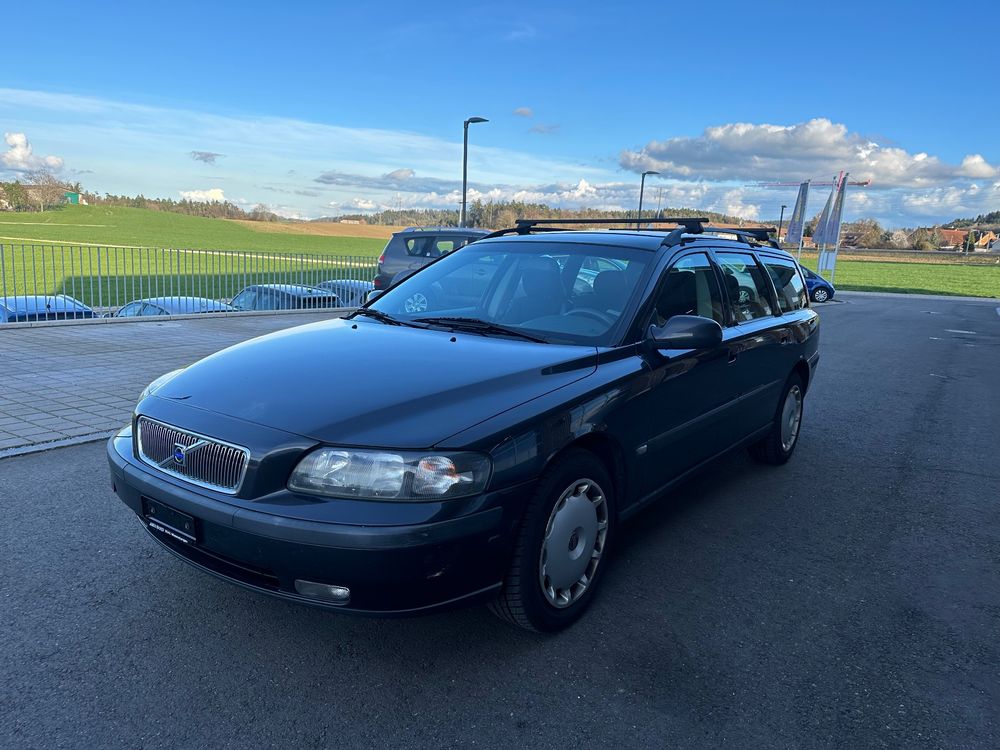 Volvo V70 2.4T