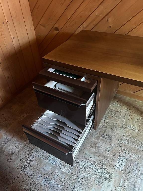 Scrivanie: Bürotisch  – Usato da Biglen venduto da zue_wg62 2