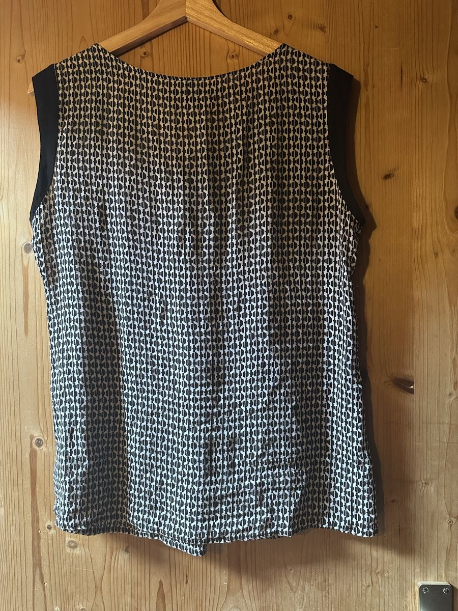 Benetton Camicette: Top von Benetton – Usato da Donat venduto da troja007 1