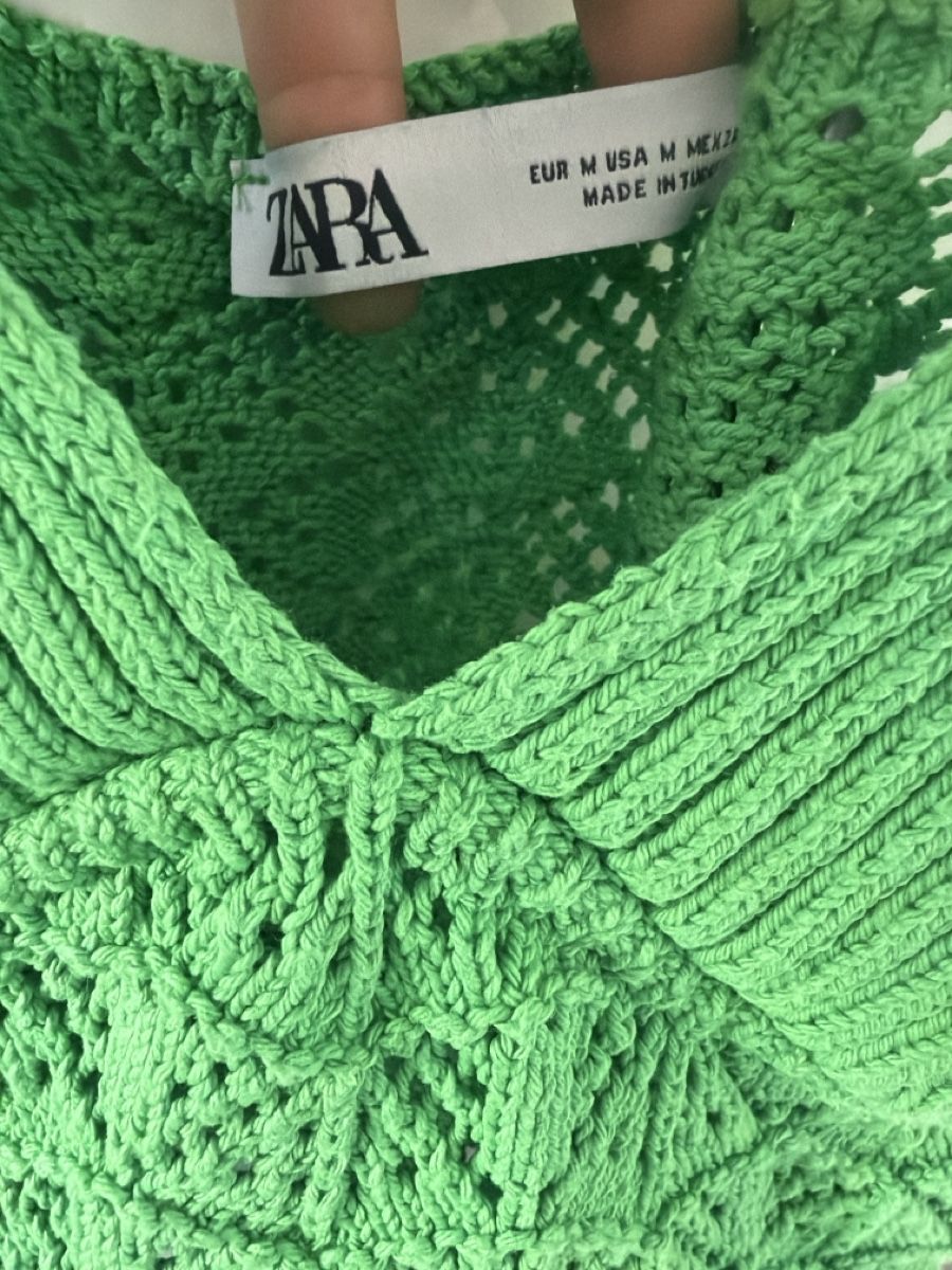 Zara Top: Green knit crop top size M Zara – Usato da Zürich venduto da cme_ft9l 1