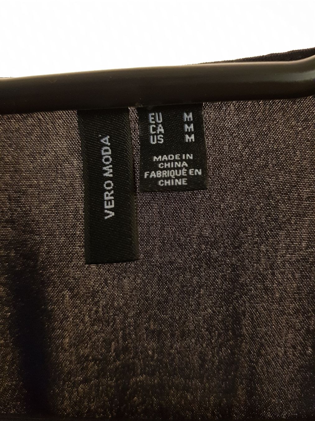 Vero Moda Kleider: Robe marine Vero Moda, taille M, comme neuve – Gebraucht aus Veyrier von sosozizou 1