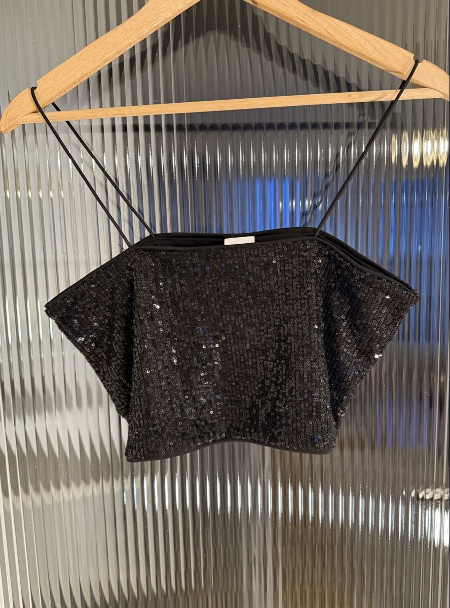 H&M Top: Crop Top H&M – Nuovo e nell'imballaggio originale da Monthey venduto da iri_9pt5
