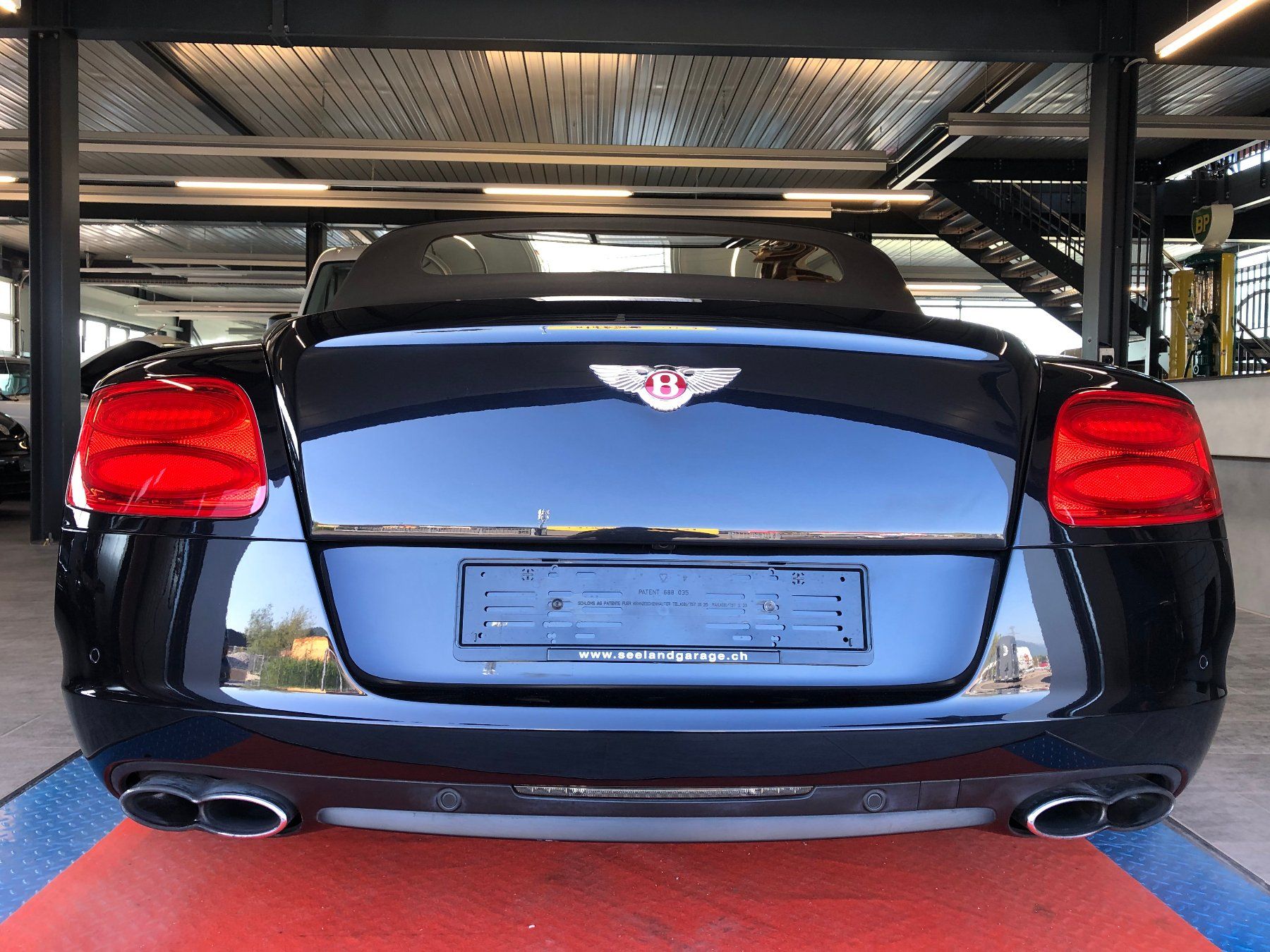 Bentley Automobili: BENTLEY Continental GTC 4.0 V8 – Usato da Gampelen venduto da Steuer0 4